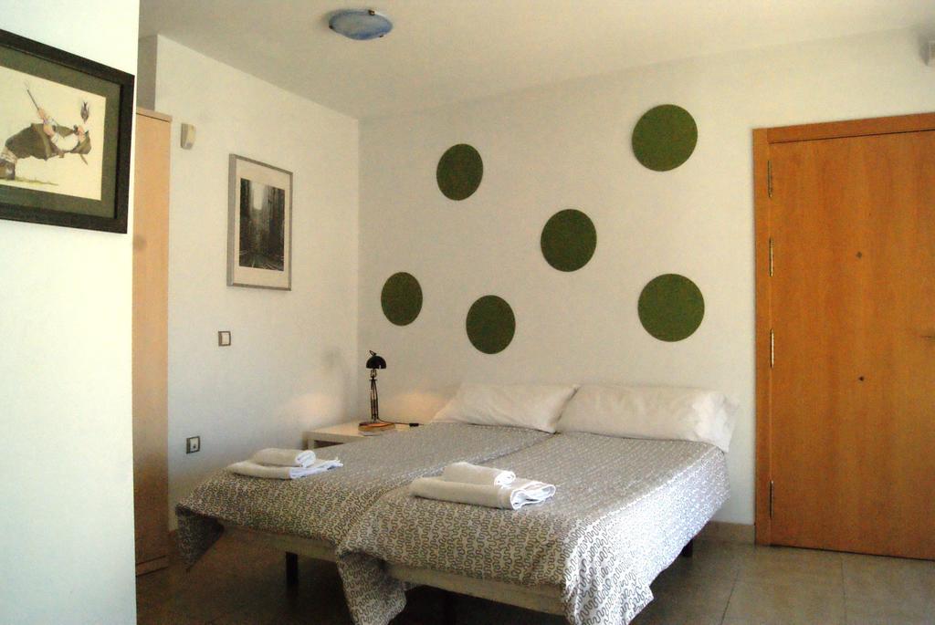 Apartamentos Turisticos La Encarnacion Севилья Экстерьер фото