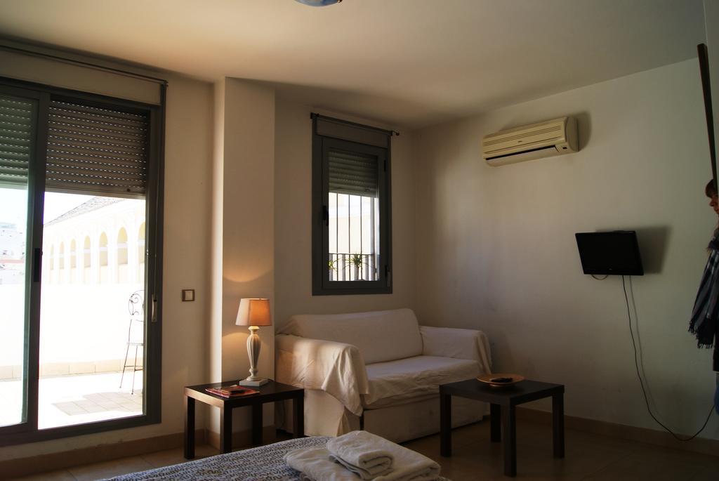 Apartamentos Turisticos La Encarnacion Севилья Экстерьер фото